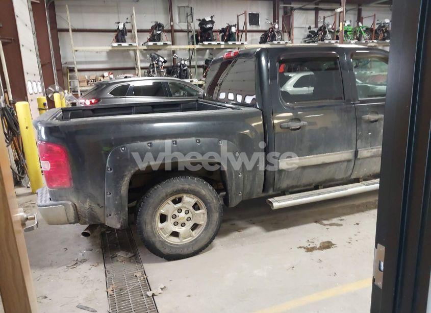 Photo 4 of 2010 Chevrolet Silverado 1500 LT (VIN 3GCRKSE31AG137168)