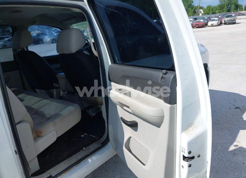 Photo 8 of 2010 Chevrolet Silverado 1500 LT (VIN 3GCRKSE31AG163480)