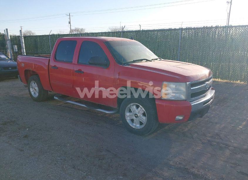 2010 Chevrolet Silverado 1500 LT (VIN 3GCRKSE31AG166945) main photo