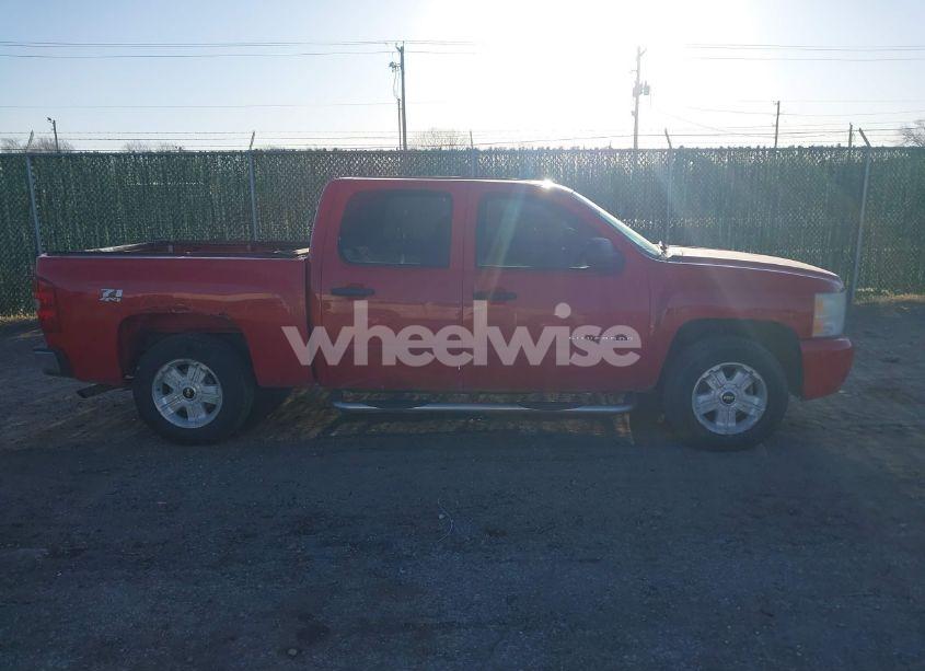 Photo 13 of 2010 Chevrolet Silverado 1500 LT (VIN 3GCRKSE31AG166945)