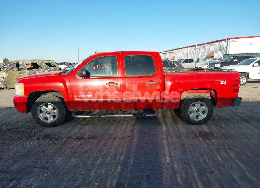 Photo 14 of 2010 Chevrolet Silverado 1500 LT (VIN 3GCRKSE31AG166945)