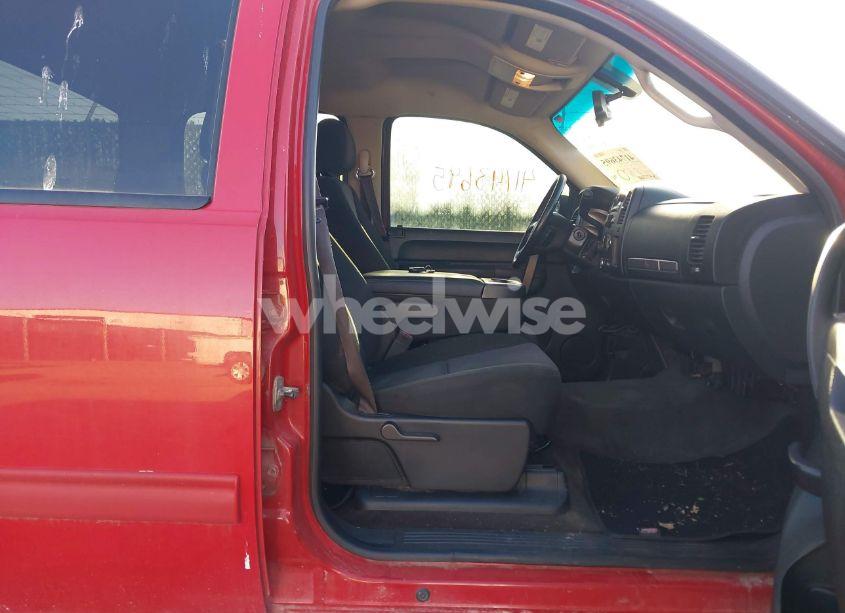 Photo 5 of 2010 Chevrolet Silverado 1500 LT (VIN 3GCRKSE31AG166945)