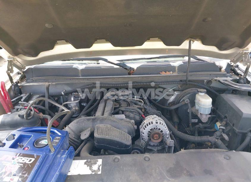 Photo 10 of 2010 Chevrolet Silverado 1500 LT (VIN 3GCRKSE31AG245290)