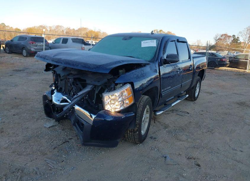 Photo 2 of 2010 Chevrolet Silverado 1500 LT (VIN 3GCRKSE32AG130374)
