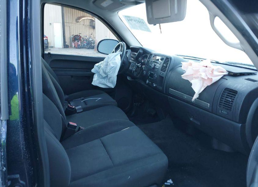 Photo 5 of 2010 Chevrolet Silverado 1500 LT (VIN 3GCRKSE32AG130374)