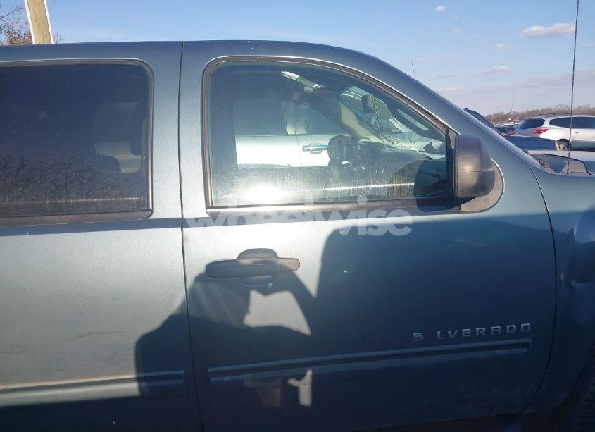 Photo 13 of 2010 Chevrolet Silverado 1500 LT (VIN 3GCRKSE33AG135020)