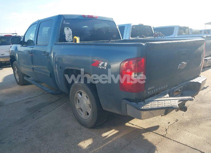 Photo 3 of 2010 Chevrolet Silverado 1500 LT (VIN 3GCRKSE33AG135020)