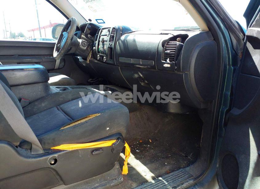 Photo 5 of 2010 Chevrolet Silverado 1500 LT (VIN 3GCRKSE33AG135020)