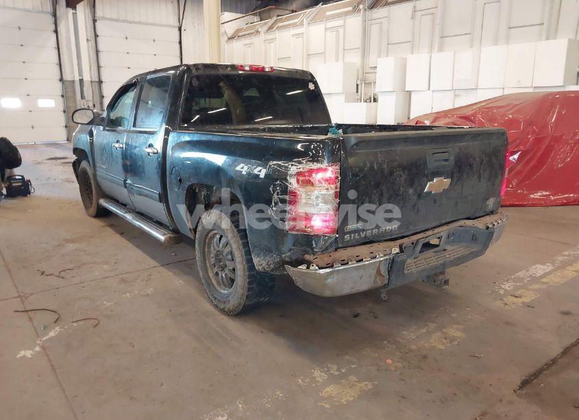 Photo 3 of 2010 Chevrolet Silverado 1500 LT (VIN 3GCRKSE33AG188493)