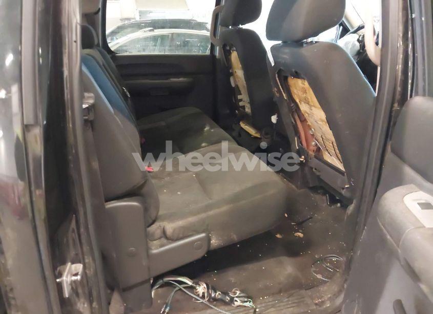 Photo 8 of 2010 Chevrolet Silverado 1500 LT (VIN 3GCRKSE33AG188493)