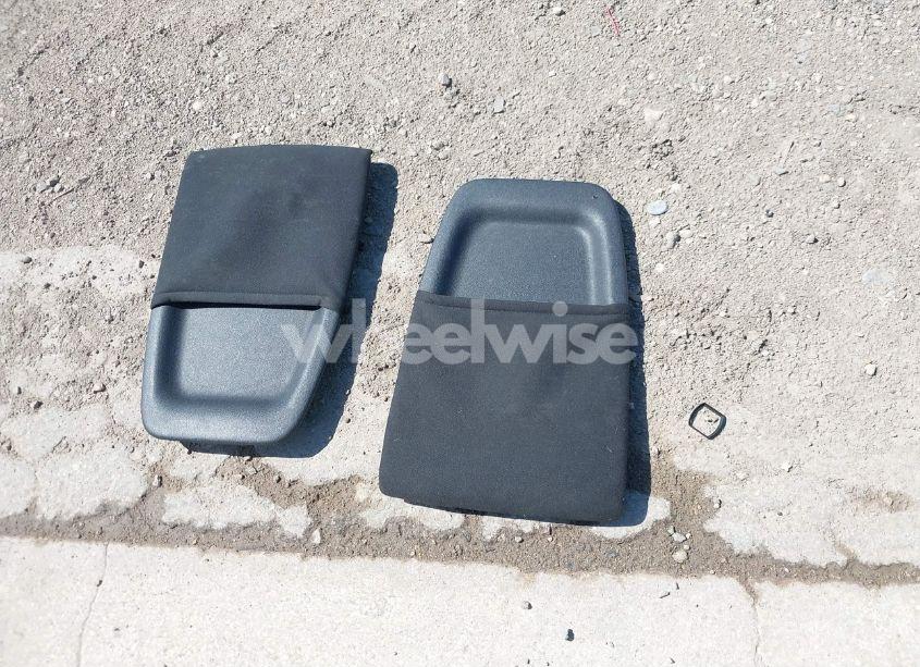 Photo 12 of 2010 Chevrolet Silverado 1500 LT (VIN 3GCRKSE33AG251396)