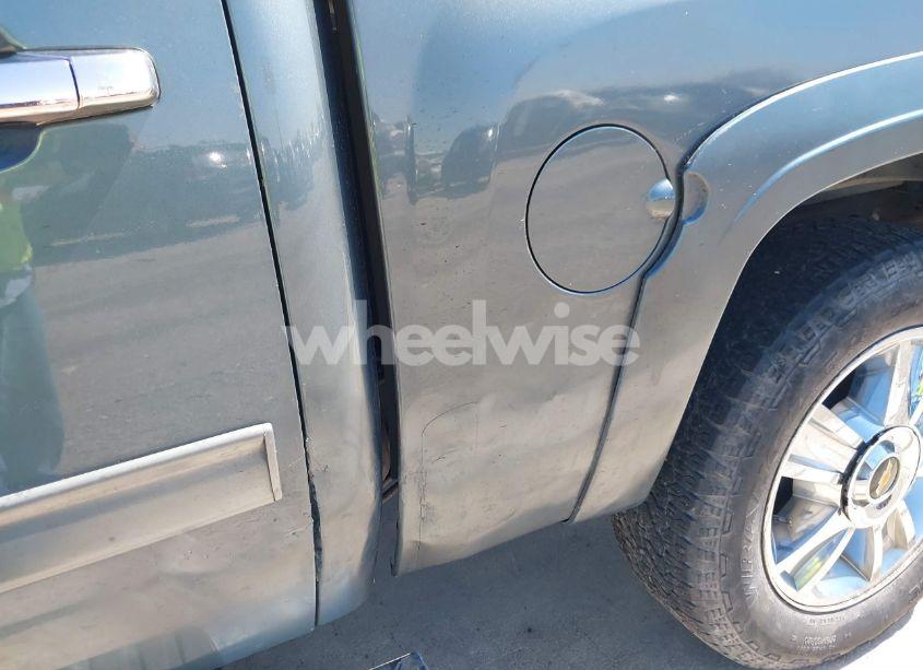 Photo 14 of 2010 Chevrolet Silverado 1500 LT (VIN 3GCRKSE33AG251396)