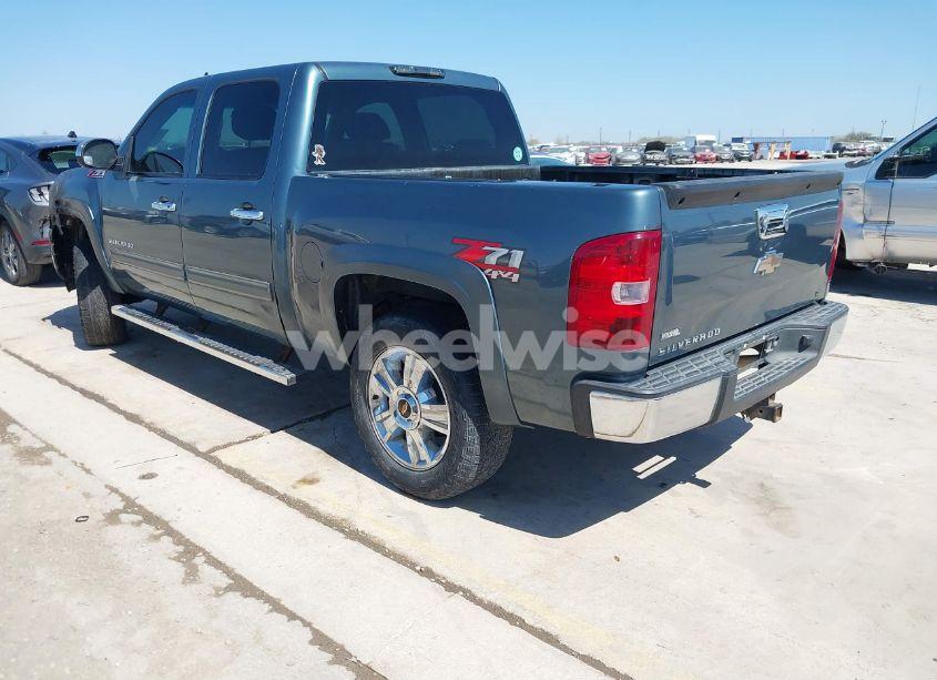 Photo 3 of 2010 Chevrolet Silverado 1500 LT (VIN 3GCRKSE33AG251396)