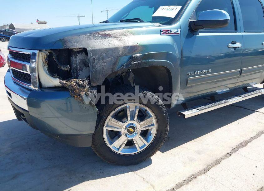Photo 6 of 2010 Chevrolet Silverado 1500 LT (VIN 3GCRKSE33AG251396)