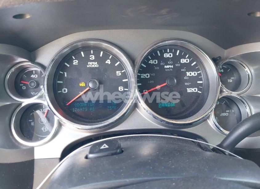 Photo 7 of 2010 Chevrolet Silverado 1500 LT (VIN 3GCRKSE33AG251396)