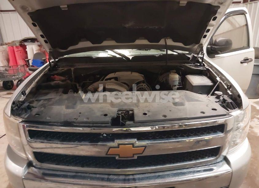 Photo 10 of 2010 Chevrolet Silverado 1500 LT (VIN 3GCRKSE34AG134135)