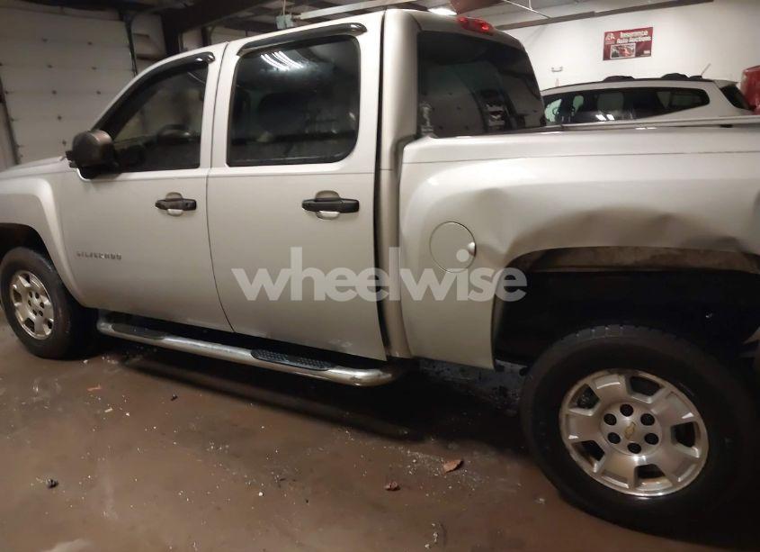 Photo 15 of 2010 Chevrolet Silverado 1500 LT (VIN 3GCRKSE34AG134135)