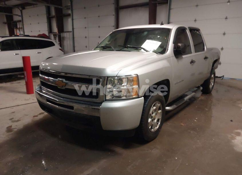 Photo 2 of 2010 Chevrolet Silverado 1500 LT (VIN 3GCRKSE34AG134135)