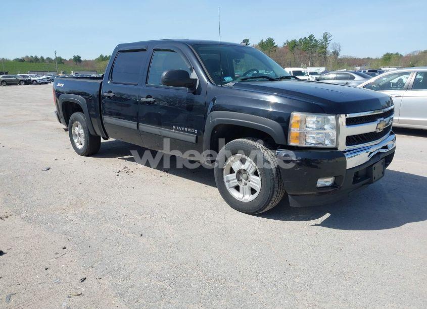 2010 Chevrolet Silverado 1500 LT (VIN 3GCRKSE34AG148293) main photo