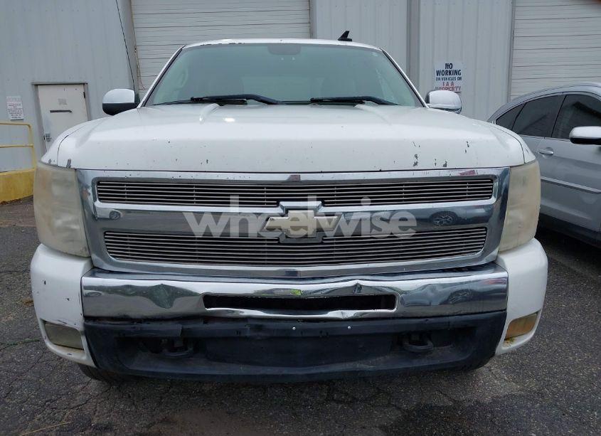 Photo 6 of 2010 Chevrolet Silverado 1500 LT (VIN 3GCRKSE34AG216334)