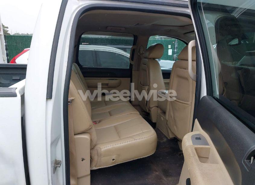 Photo 8 of 2010 Chevrolet Silverado 1500 LT (VIN 3GCRKSE34AG216334)