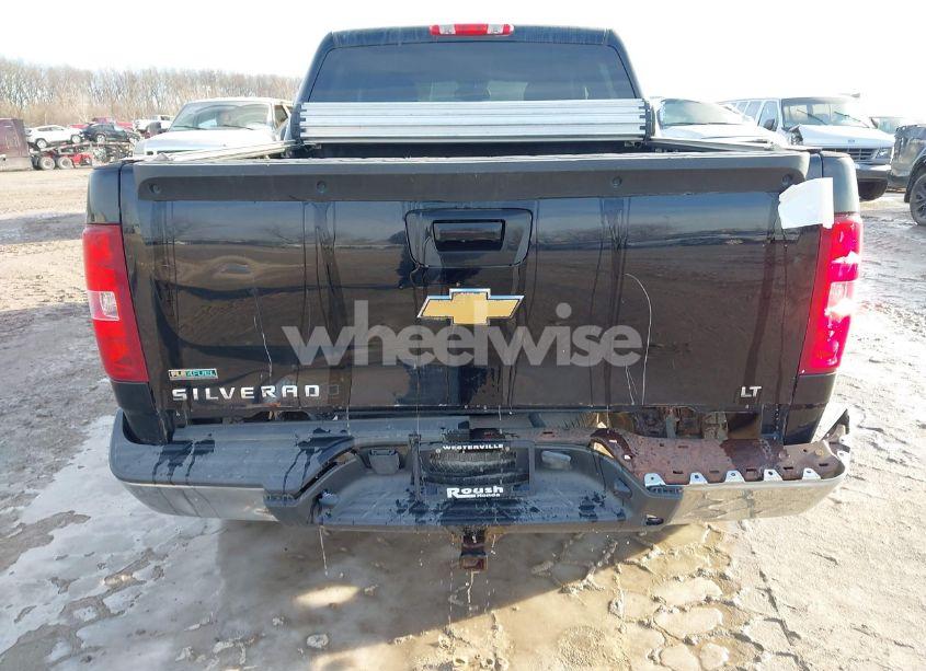 Photo 6 of 2010 Chevrolet Silverado 1500 LT (VIN 3GCRKSE34AG270166)