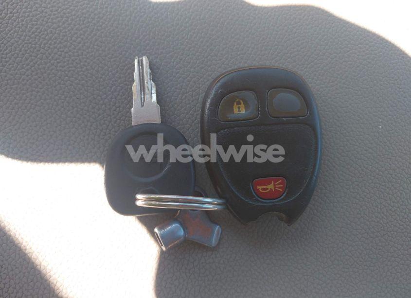 Photo 11 of 2010 Chevrolet Silverado 1500 LT (VIN 3GCRKSE35AG241811)