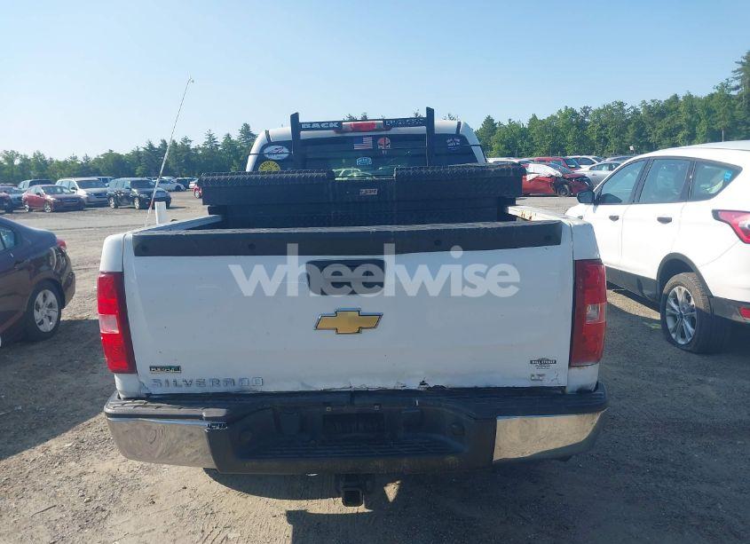 Photo 16 of 2010 Chevrolet Silverado 1500 LT (VIN 3GCRKSE35AG241811)