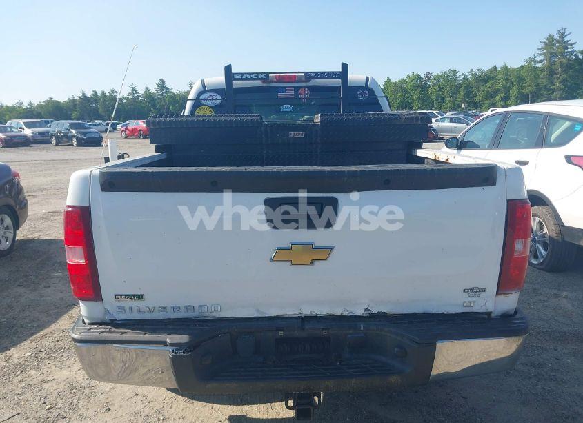 Photo 19 of 2010 Chevrolet Silverado 1500 LT (VIN 3GCRKSE35AG241811)