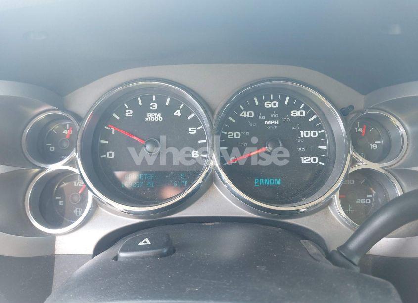 Photo 7 of 2010 Chevrolet Silverado 1500 LT (VIN 3GCRKSE35AG241811)