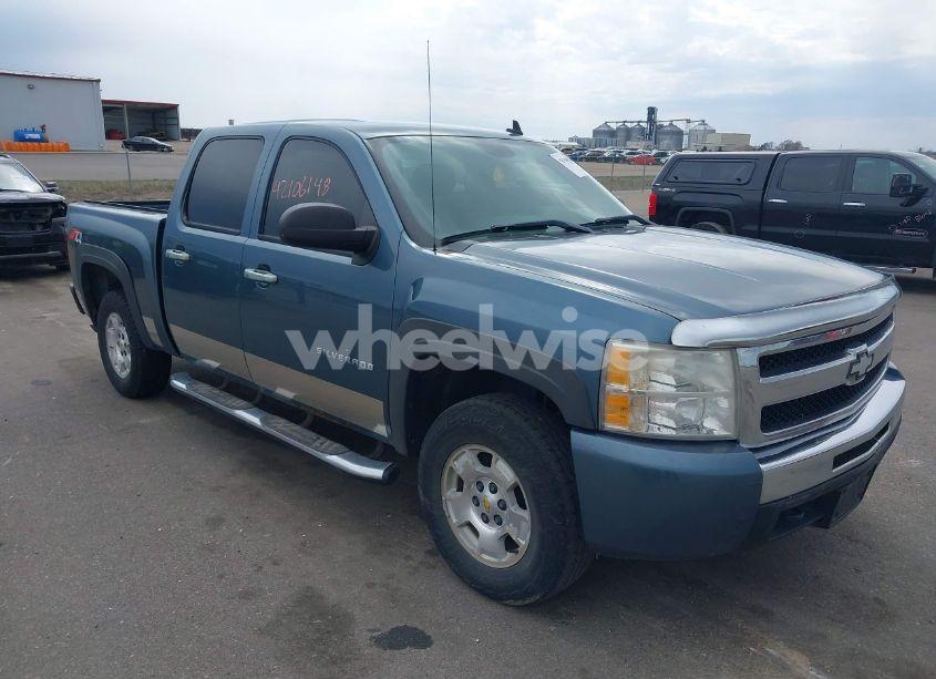 2010 Chevrolet Silverado 1500 LT (VIN 3GCRKSE36AG196538) main photo