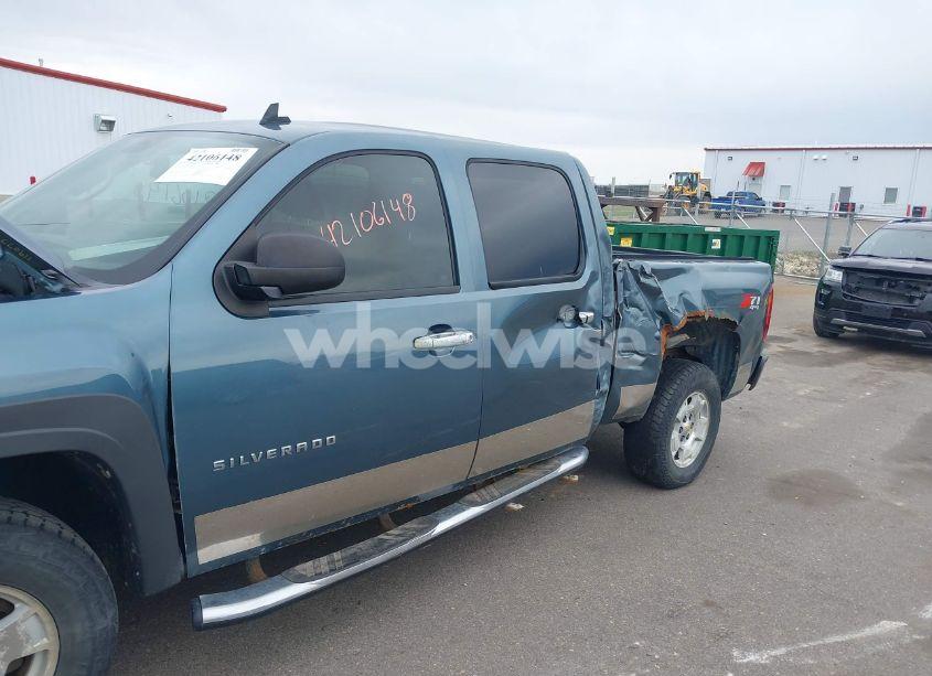 Photo 6 of 2010 Chevrolet Silverado 1500 LT (VIN 3GCRKSE36AG196538)