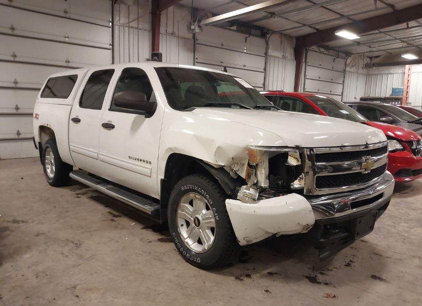 2010 Chevrolet Silverado 1500 LT (VIN 3GCRKSE36AG249979) main photo