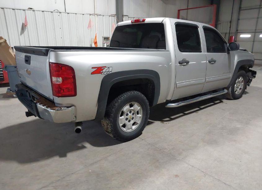 Photo 4 of 2010 Chevrolet Silverado 1500 LT (VIN 3GCRKSE36AG285199)