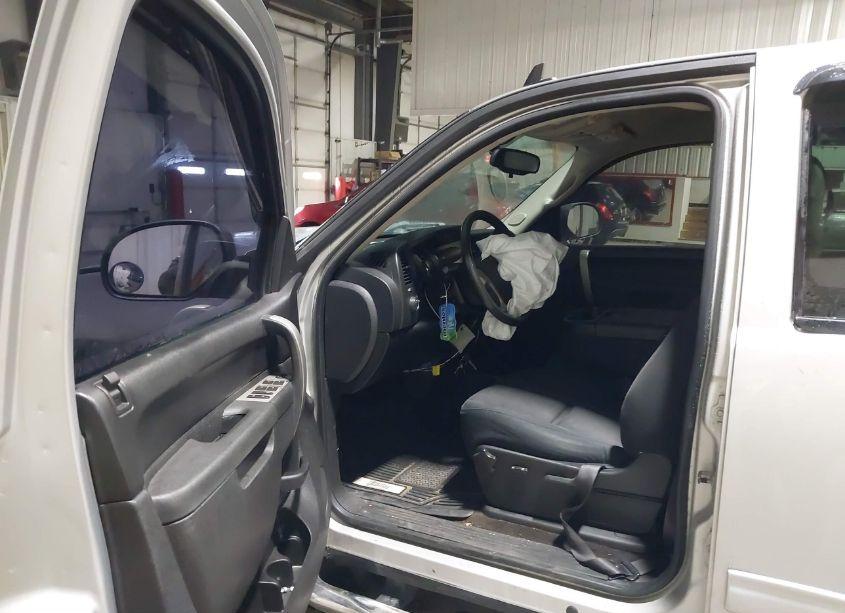 Photo 5 of 2010 Chevrolet Silverado 1500 LT (VIN 3GCRKSE36AG285199)