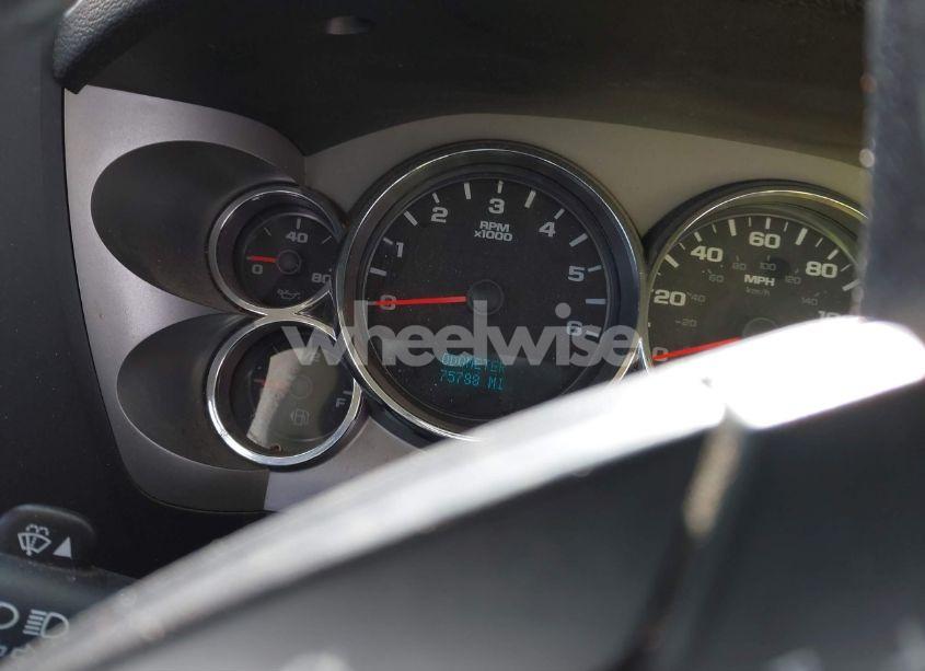 Photo 7 of 2010 Chevrolet Silverado 1500 LT (VIN 3GCRKSE37AG113456)