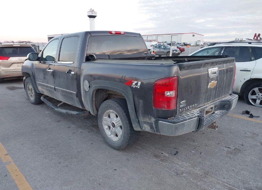 Photo 3 of 2010 Chevrolet Silverado 1500 LT (VIN 3GCRKSE37AG193454)