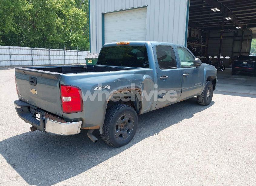 Photo 4 of 2010 Chevrolet Silverado 1500 LT (VIN 3GCRKSE37AG293988)