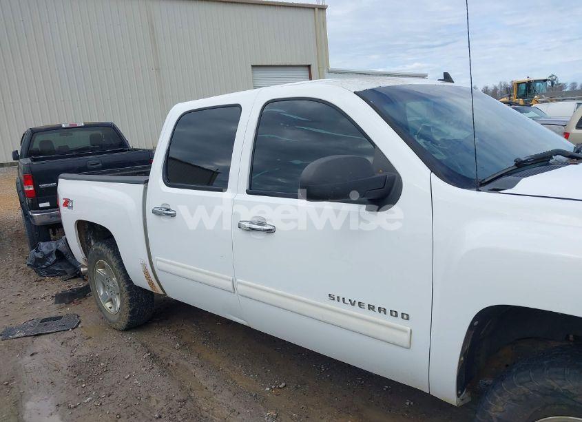 Photo 13 of 2010 Chevrolet Silverado 1500 LT (VIN 3GCRKSE38AG257162)