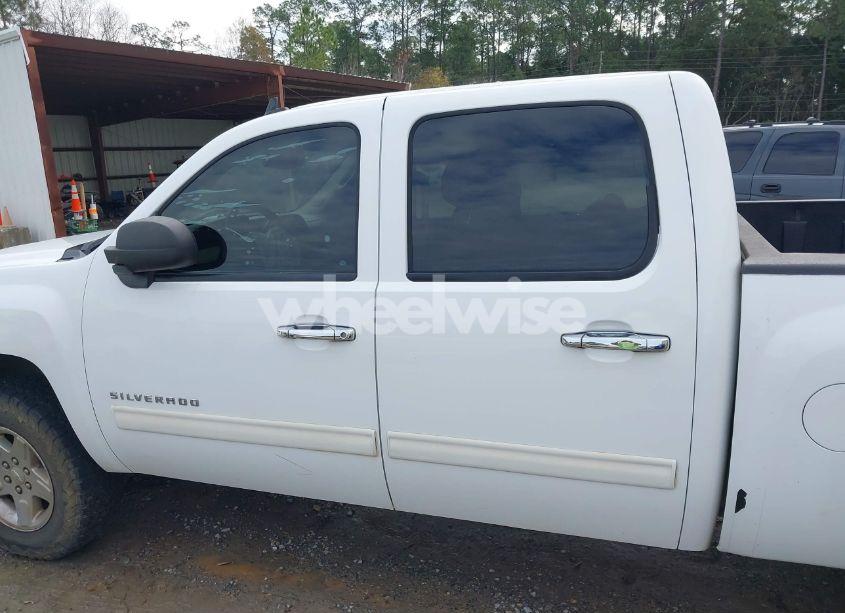 Photo 14 of 2010 Chevrolet Silverado 1500 LT (VIN 3GCRKSE38AG257162)