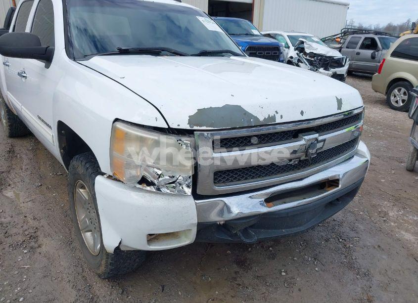 Photo 6 of 2010 Chevrolet Silverado 1500 LT (VIN 3GCRKSE38AG257162)
