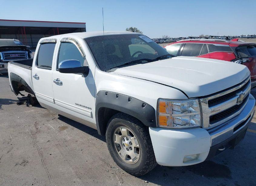 2010 Chevrolet Silverado 1500 LT (VIN 3GCRKSE39AG139346) main photo
