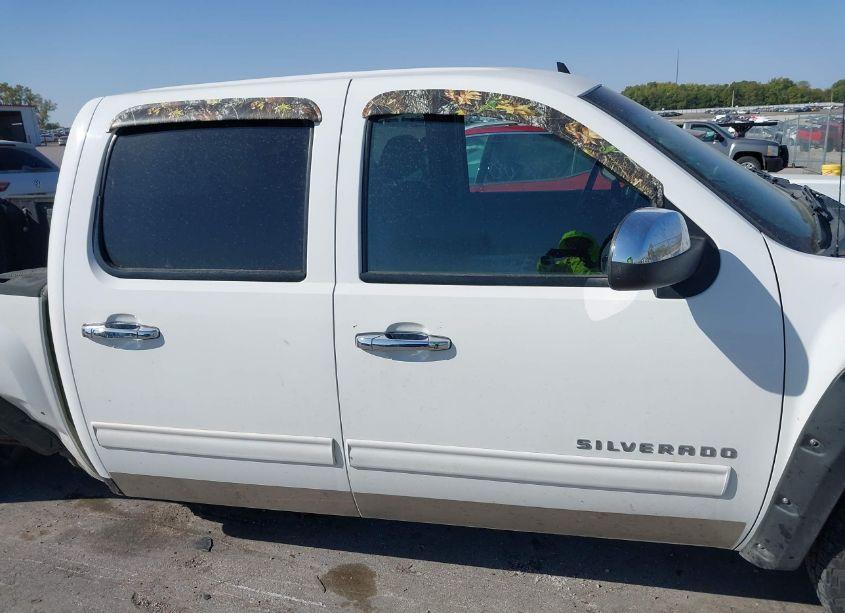 Photo 13 of 2010 Chevrolet Silverado 1500 LT (VIN 3GCRKSE39AG139346)