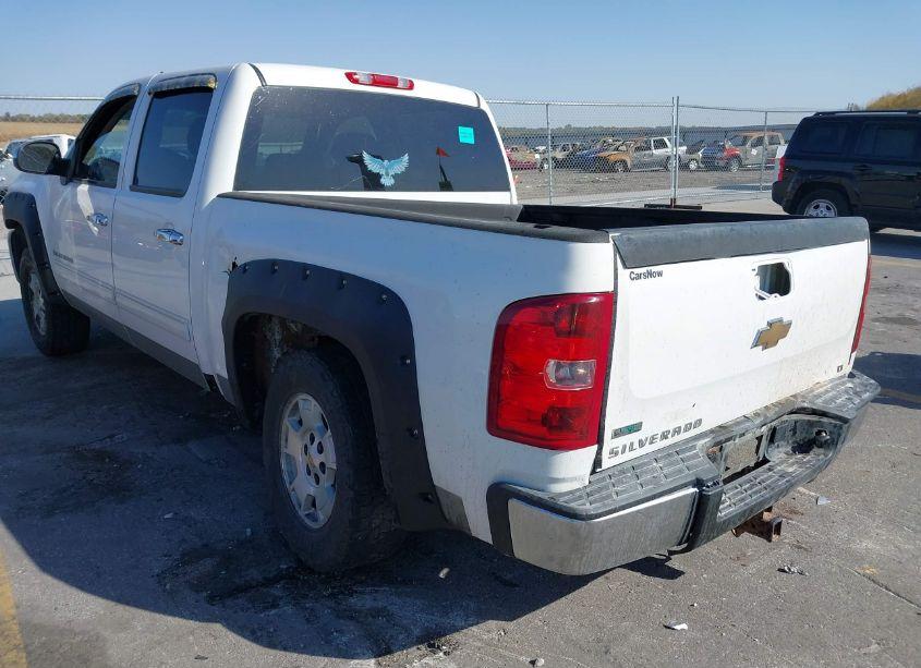 Photo 3 of 2010 Chevrolet Silverado 1500 LT (VIN 3GCRKSE39AG139346)