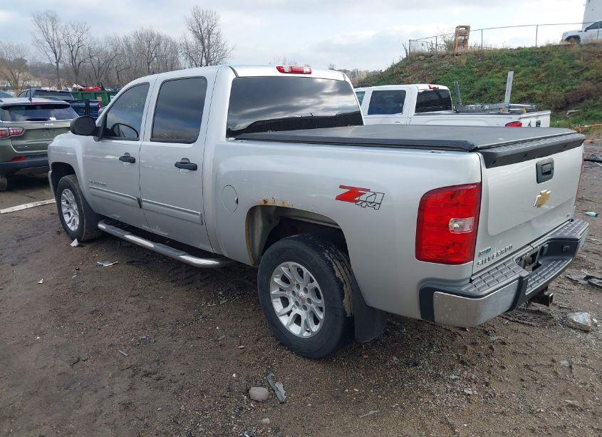 Photo 3 of 2010 Chevrolet Silverado 1500 LT (VIN 3GCRKSE39AG160407)