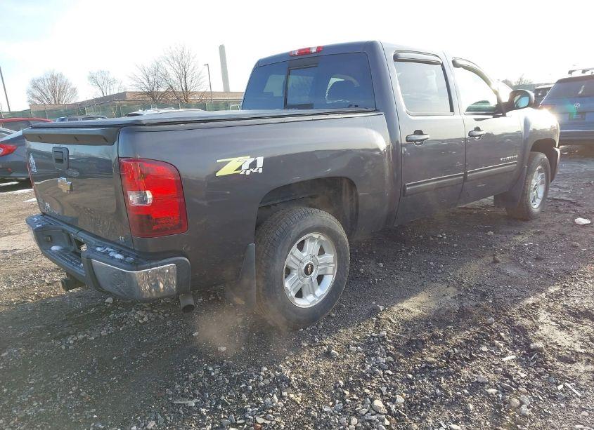 Photo 4 of 2010 Chevrolet Silverado 1500 LT (VIN 3GCRKSE39AG222226)