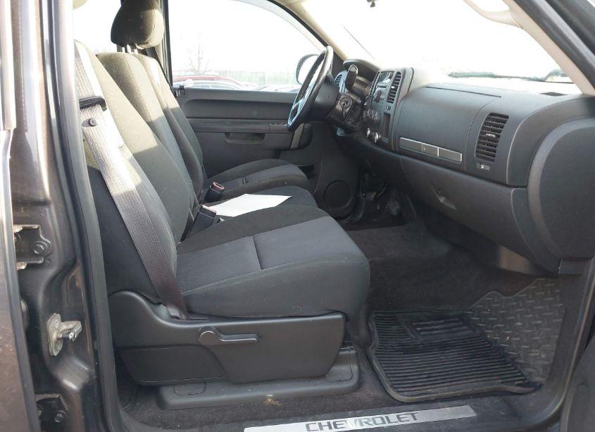 Photo 5 of 2010 Chevrolet Silverado 1500 LT (VIN 3GCRKSE39AG222226)