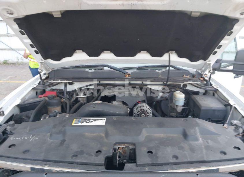 Photo 10 of 2010 Chevrolet Silverado 1500 LT (VIN 3GCRKSE39AG233503)