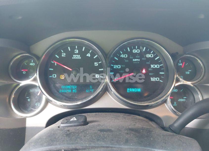 Photo 7 of 2010 Chevrolet Silverado 1500 LT (VIN 3GCRKSE39AG233503)