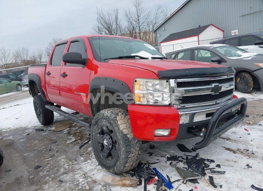 2010 Chevrolet Silverado 1500 LT (VIN 3GCRKSE3XAG234398) main photo